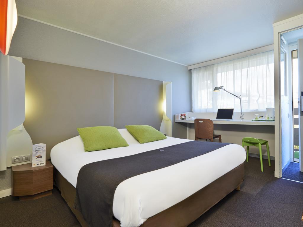 Hotel Campanile Roissy - Saint Witz Zewnętrze zdjęcie